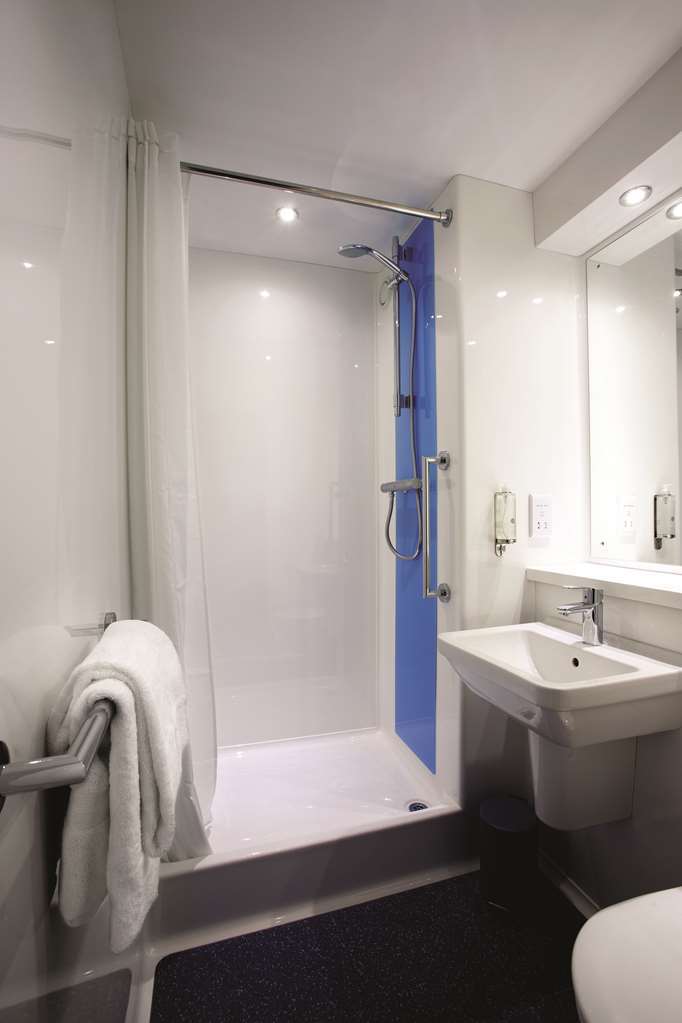 Travelodge Harlow Kamer foto